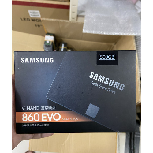 Foto Produk SSD SAMSUNG EVO 860 500GB dari KXCOMP