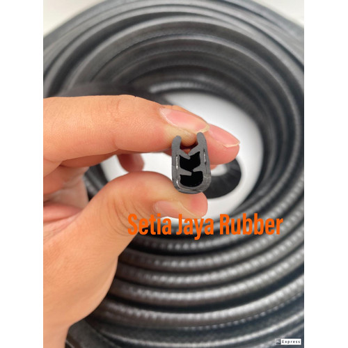 Foto Produk Karet u list jepit / karet jepit engkel / karet pintu dari Setia Jaya Rubber