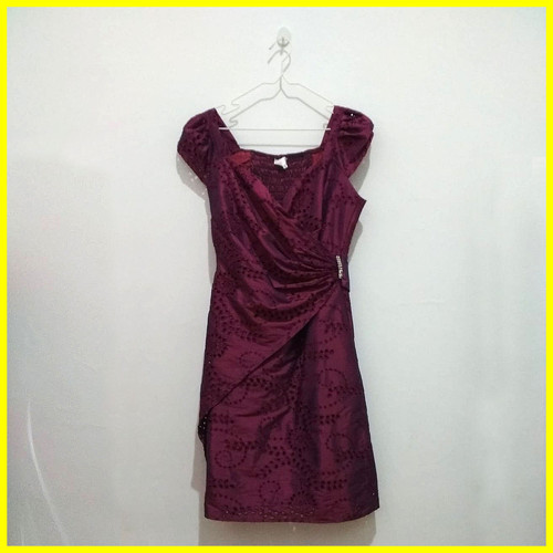 Foto Produk Preloved Baju Second Fashion Dress Cewek Wanita Novo Pink Ungu Murah dari Iyesh Online Store