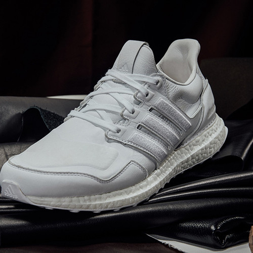 adidas ultra boost leather black