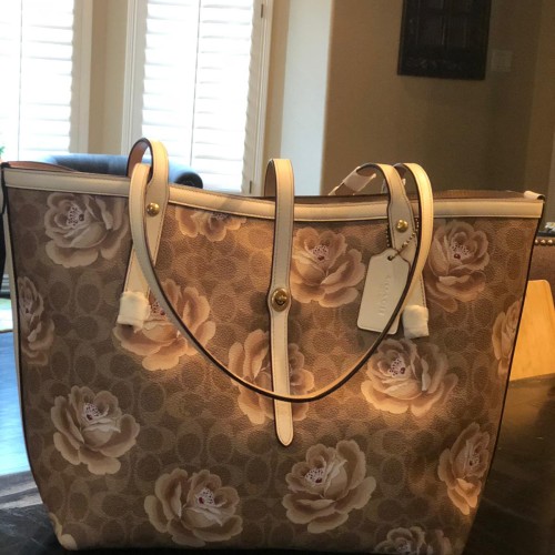 market tote in signature rose print