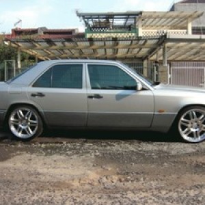 Foto Produk Mercedes Benz '95 Masterpiece M/T dari Springraphic