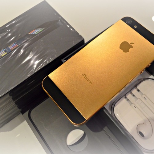 Foto Produk APPLE IPHONE 5 64GB BLACK GOLD SPESIAL EDITION GARANSI 1 TAHUN dari Maya Grosir Gadget Shop