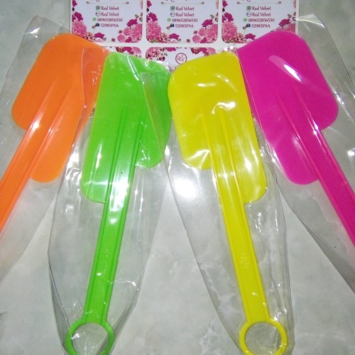 Foto Produk Souvenir Pernikahan - Spatula dari Red Velvet