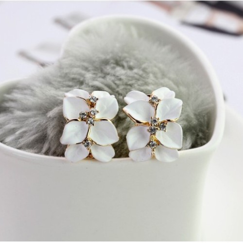 Foto Produk anting bunga enamel / floral enamel buckle earrings JAN024 - Hitam dari Oila