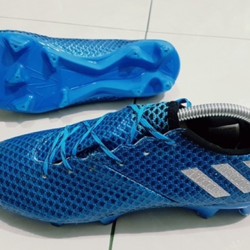 messi blue