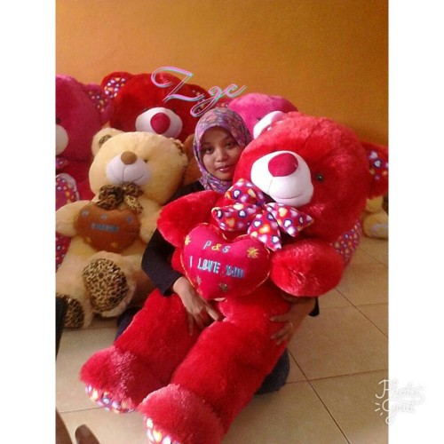 Foto Produk BONEKA BAGUS TEDDY BEAR UKIR NAMA GRATIS dari ZALFA GROSIR BONEKA