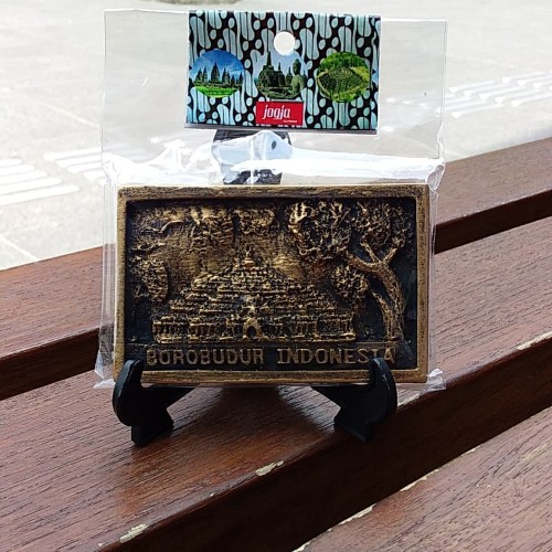 Foto Produk Souvenir Yogyakarta Magnet Kulkas Beringin Borobudur Indonesia dari RAFANIA SOUVENIR JOGJA