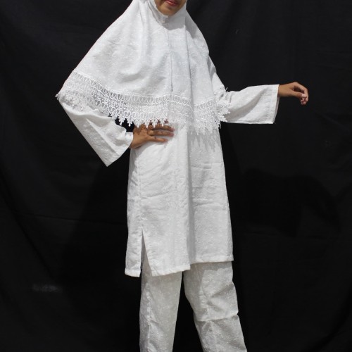 Foto Produk Setelan Ihram Majidah Full Bordir Lengkap BI423 - Baju Ihrom Wanita dari Zaidan Mall
