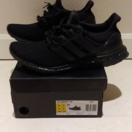 ultraboost 1.0 triple black
