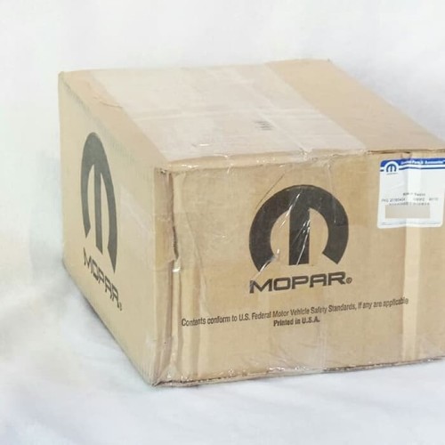 Foto Produk Sparepart Jeep JK Wrangler 2013 TIPM - Fuse Box - Relay Box Mopar dari PIONIR JEEP