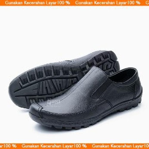 Foto Produk Unik Sepatu Pria Casual Slip On Formal Hitam Kulit Asli TPR Limited dari RaysD
