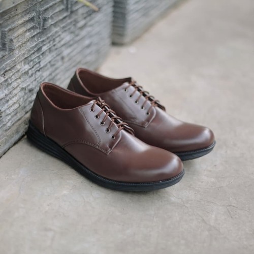 Foto Produk Sepatu Bandung ll Headway Footwear ll Identity Brown dari Golden Glory Footwear
