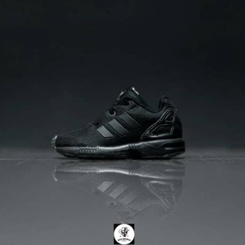 adidas zx flux triple black