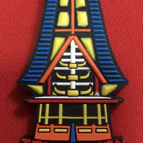 Foto Produk Magnet Kulkas Tongkonan Toraja dari Jaxx Traveler