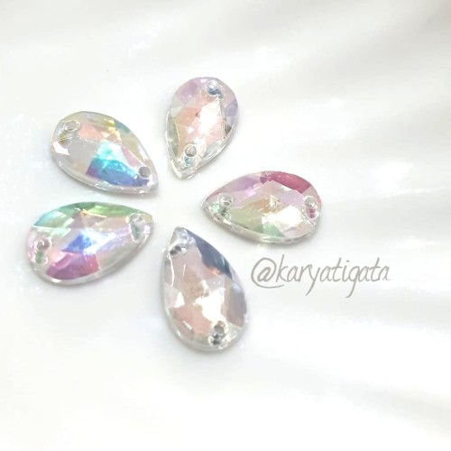 Foto Produk Mote Manik Jahit 8x13 Tetes / Diamond Tetes Pelangi AB (20 pcs) dari Karya Tiga