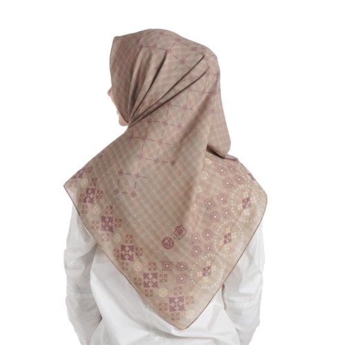 Foto Produk Cakra Scarf - Khaki - Ria Miranda - Khaki dari AArriess