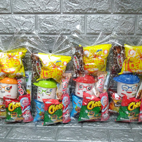 Foto Produk Paket souvenir ulang tahun Snack dan mug topi/mug Trixy/mug anak lucu dari VenCollection