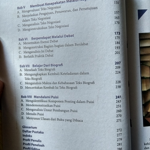 Mengidentifikasi Komponen Penting Dalam Puisi Dengan Mengidentifikasi Komponen Penting Dalam Puisi Dengan