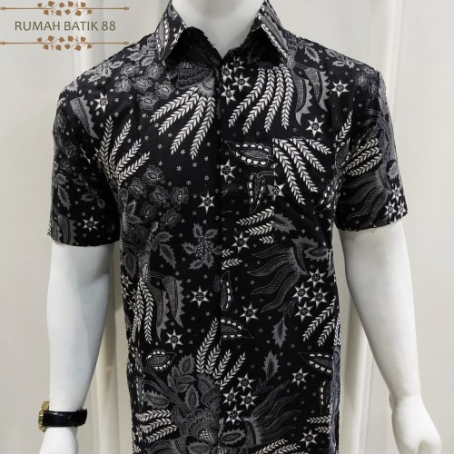Foto Produk Kemeja Batik Pria Lengan Pendek Murah Baju Batik Cowok Alur - Hitam, M dari RUMAH BATIK 88