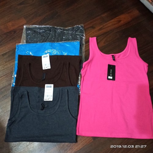Foto Produk TANK TOP DI PIU dari Belle Petite Shop