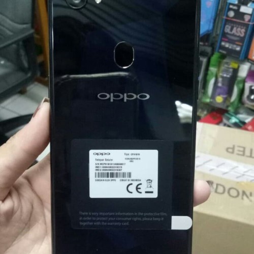 Foto Produk Hp Oppo F7 ram 4/64 giga New produk. dari putra.rak4