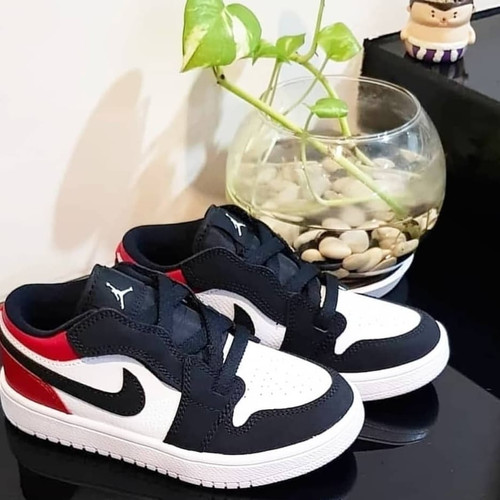 air jordan 1 low alt black toe