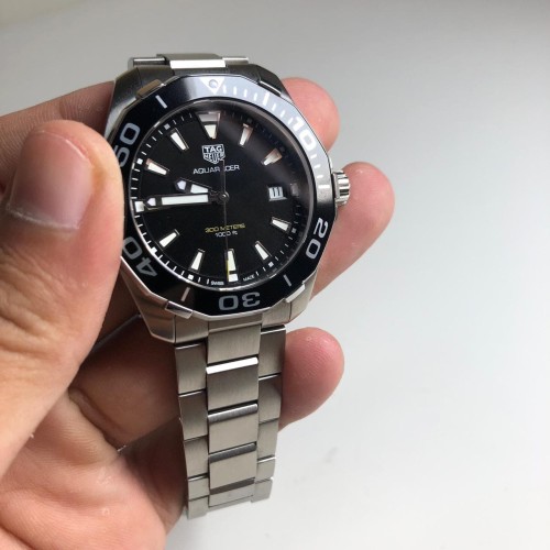 tag aquaracer black dial