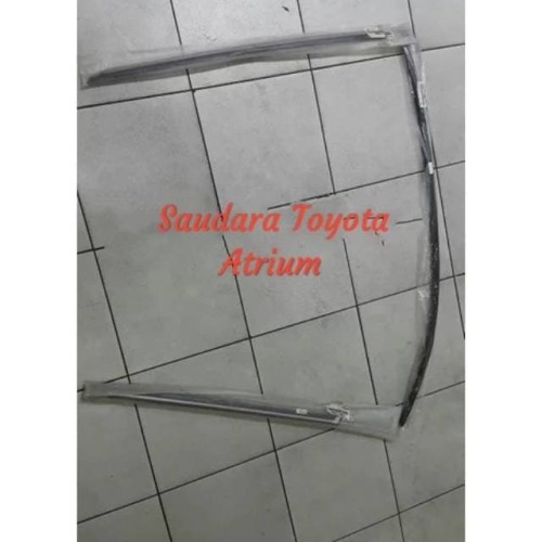 Foto Produk List kaca depan corolla twincam karet kaca depan corolla twincam set dari Saudara toyota atrium