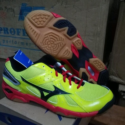 mizuno wave twister 2 for sale