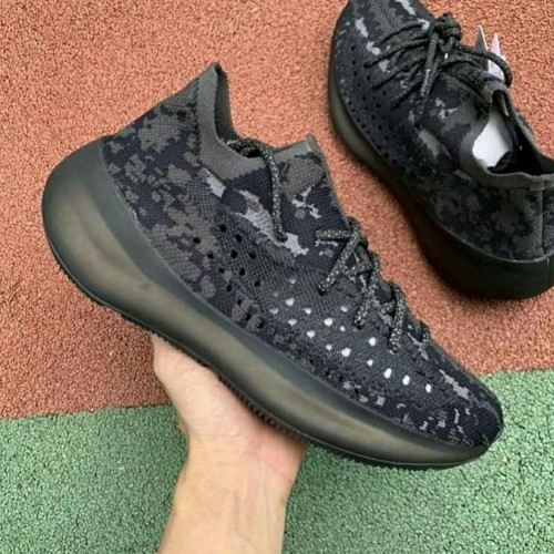 yeezy alien black