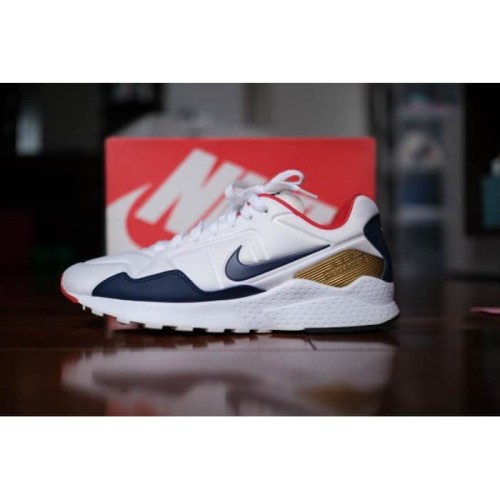 nike zoom pegasus 92