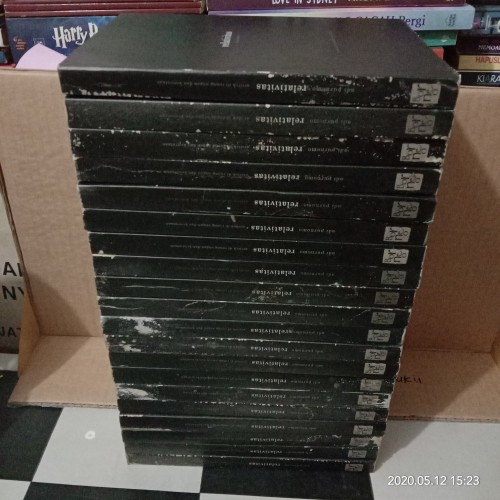 Foto Produk relativitas oleh adi purnomo dari toko buku izam