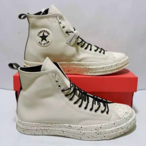 soho survivor chuck 70