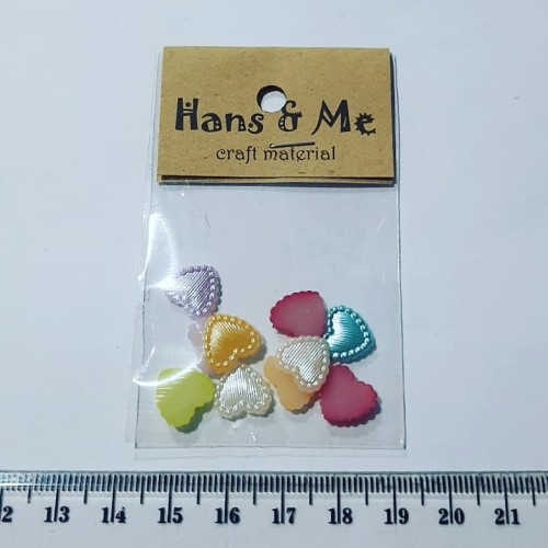 Foto Produk Hiasan Model Hati Warna Warni dari Hans and Me