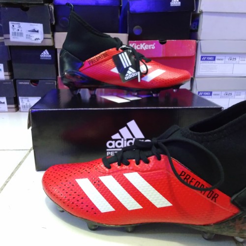 Foto Produk sepatu bola soccer adidas predator boots berkualitas dari SILITONGA SPORT