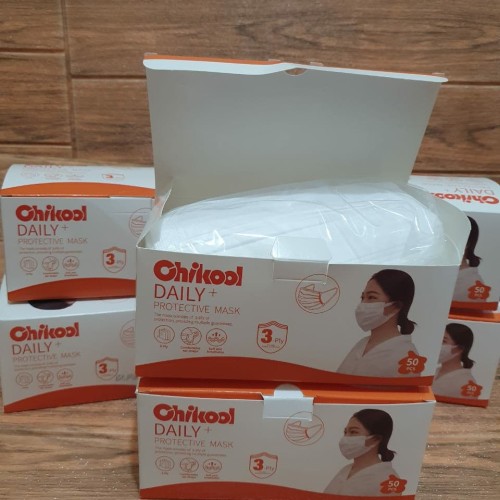 Foto Produk Masker 3ply Medis isi 50 Putih Disposable Mask 3 ply Earloop Tebal - Putih dari Juna Bookstore