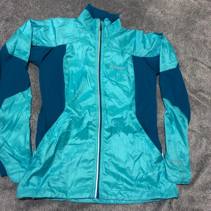 columbia field gear omni shield jacket
