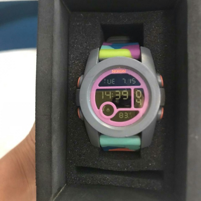 nixon unit 40
