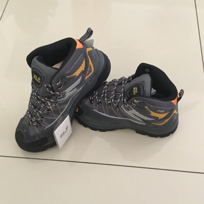 jack wolfskin hiking shoes
