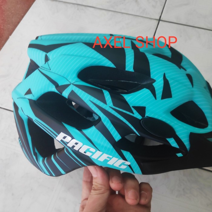 Foto Produk HELM SEPEDA LAMPU MERK PASIFIC - M dari AXEL SHOP