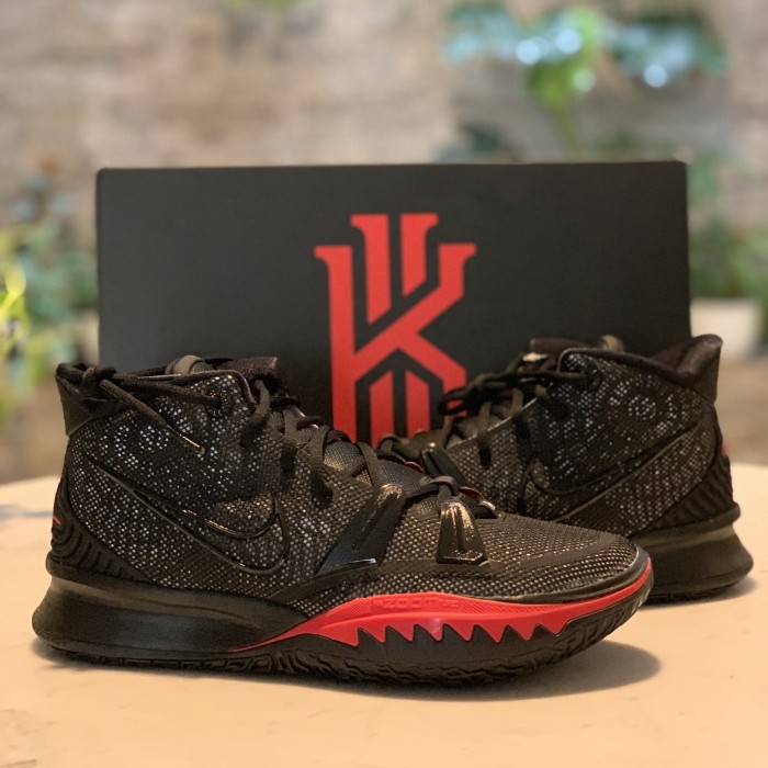 sepatu nike kyrie