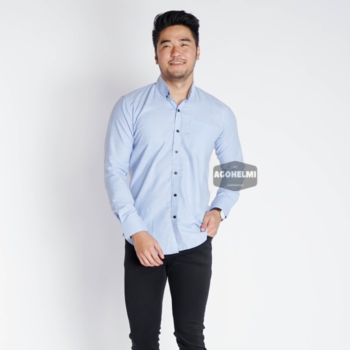 Foto Produk Kemeja Lengan Panjang Pria Polos Oxford Biru Muda Soft Blue Slimfit - Biru Muda, L dari ago helmi shop