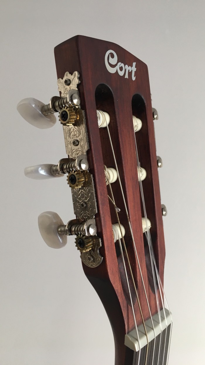 Jual Gitar Akustik Elektrik Cort Cec 1 Op Nylon Not Apx500 Sfx E