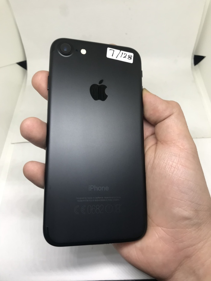 iphone 7 128gb black mate iphone 7 128gb black mate