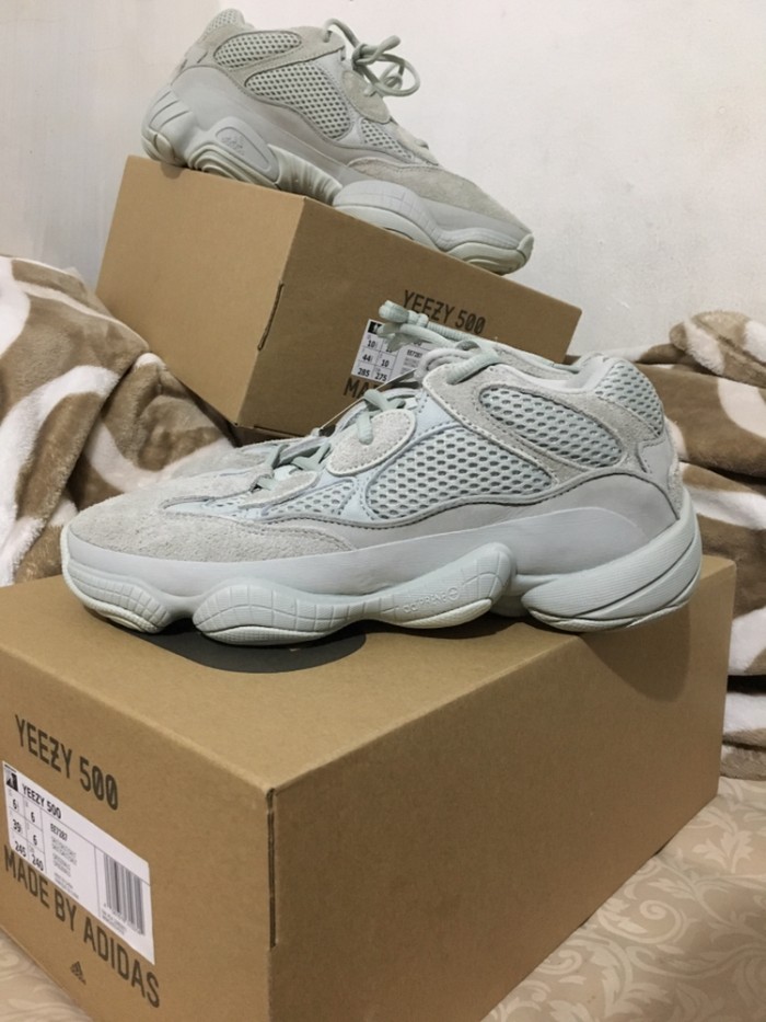 harga yeezy 500
