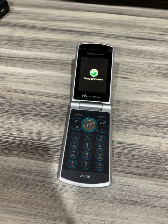 Jual Sony Ericsson Walkman Series W508 Grey mulus original