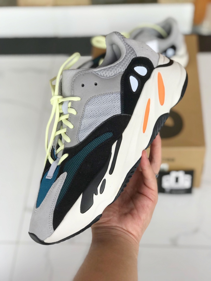yeezy 700 wave runner og