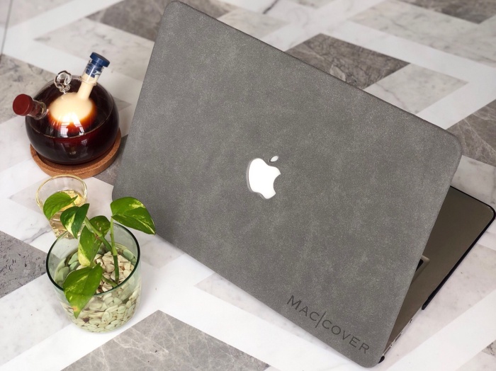 Foto Produk Macbook pro 13 inch touchbar Cover Hard Case casing Skin SUEDE BULU dari MAC COVER
