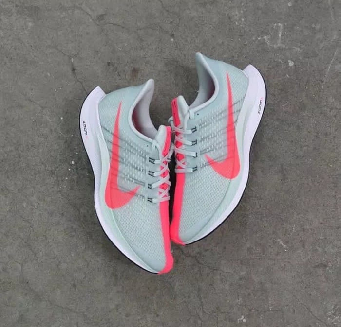 pegasus 35 barely grey